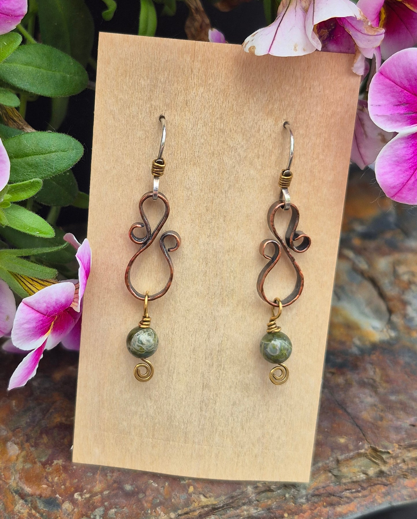 Alligator skin Jasper 6mm "8" earrings