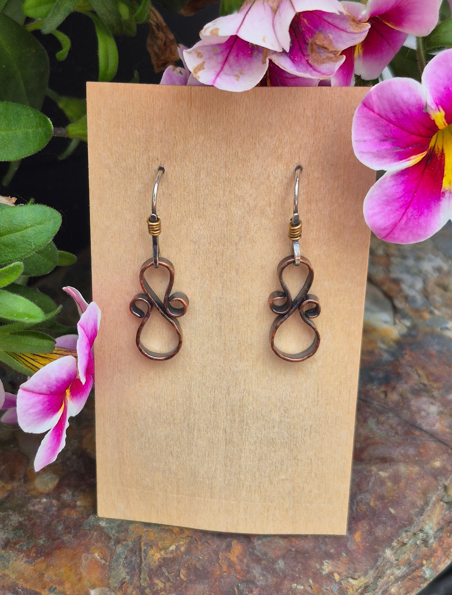 Figure "8" earrings - Medium